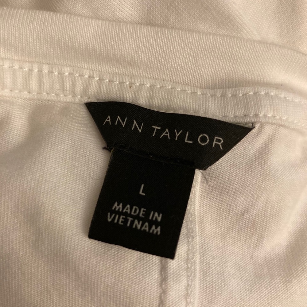 Trendy Ann Taylor Tee + Embroidery - Picture 6 of 8